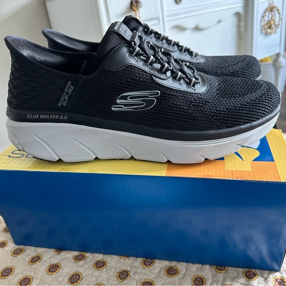 Skechers Other - Skechers Slip-ins D’lux Walkers 2.0 Rezinate Black/Gray Size 12
